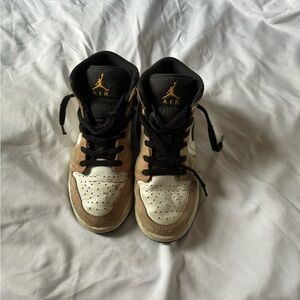 Nike Kids Sneakers - Black, White, Gold